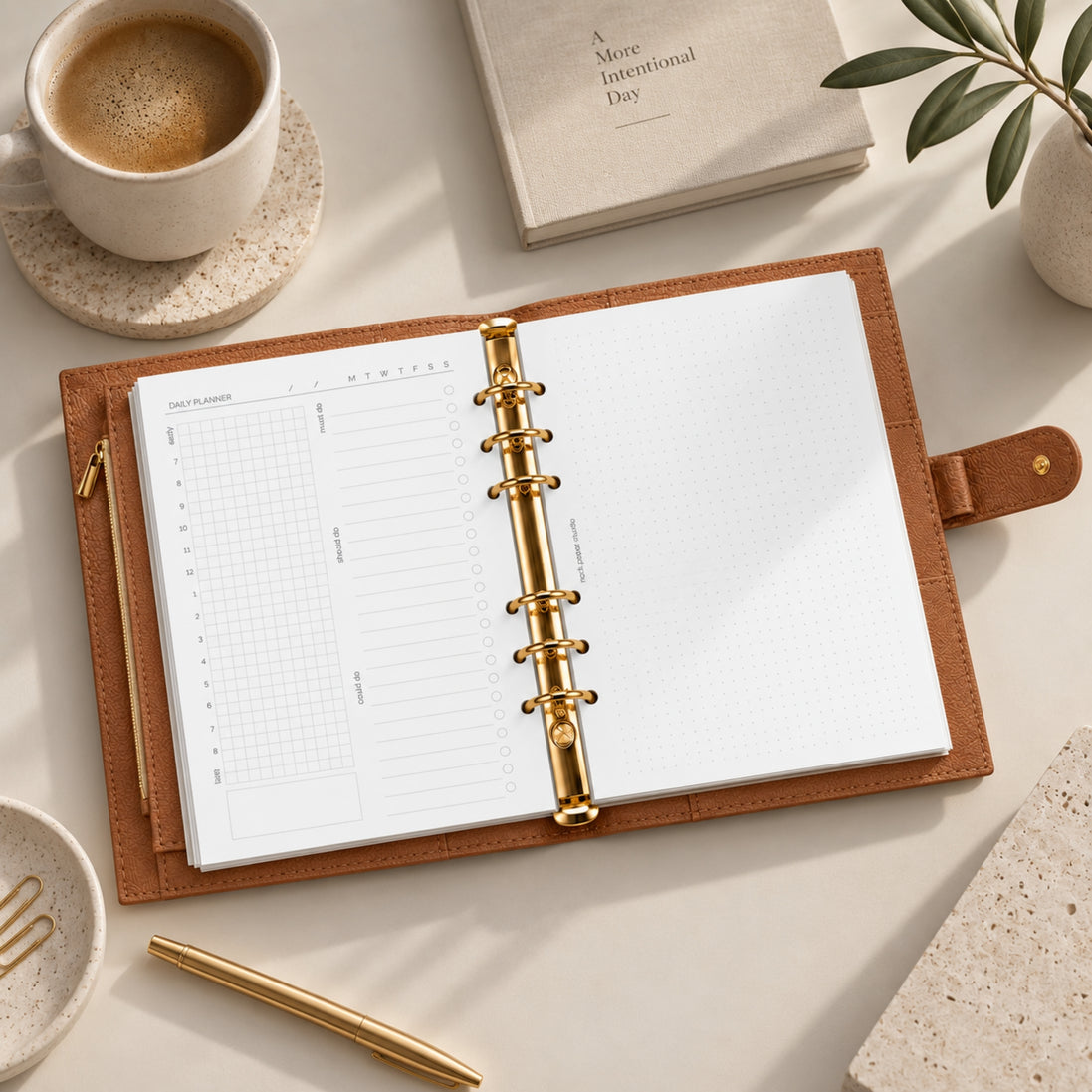 Signature A5 Binder 6-Ring Planner Cover | Saddle Brown